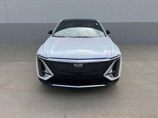 2024 Cadillac LYRIQ Luxury w/1SD