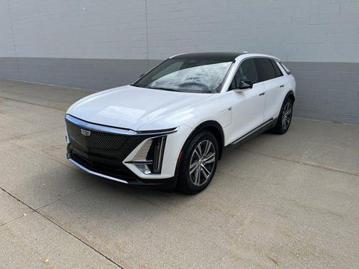 2024 Cadillac LYRIQ Luxury w/1SD