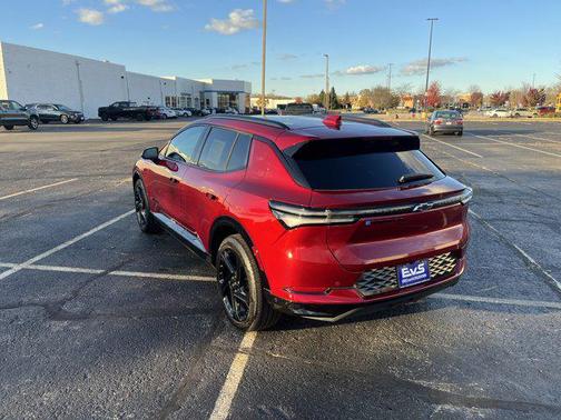 2025 Chevrolet Equinox EV RS