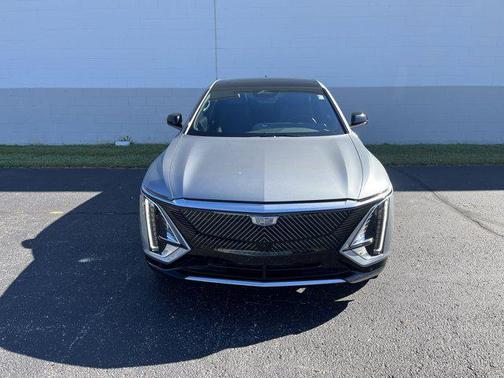 2024 Cadillac LYRIQ V