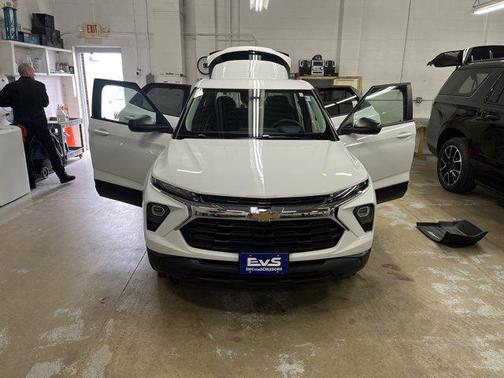 Summit White 2026 Chevrolet Trailblazer LS
