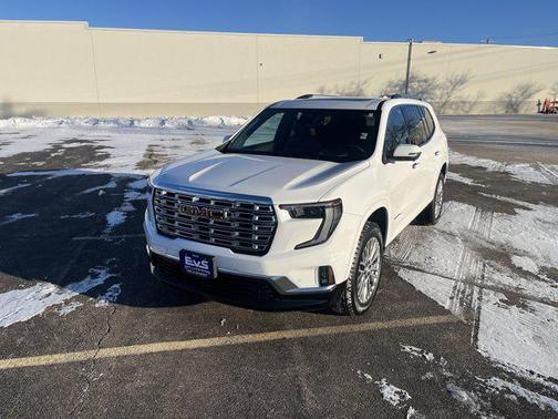 2025 GMC Acadia Denali