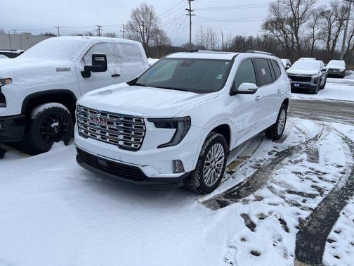 2025 GMC Acadia Denali