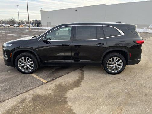 2025 Buick Enclave Preferred FWD