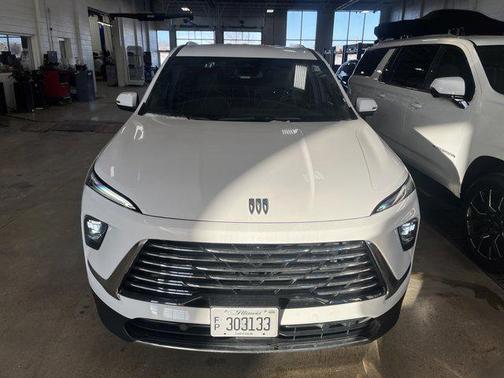 2025 Buick Enclave Preferred FWD