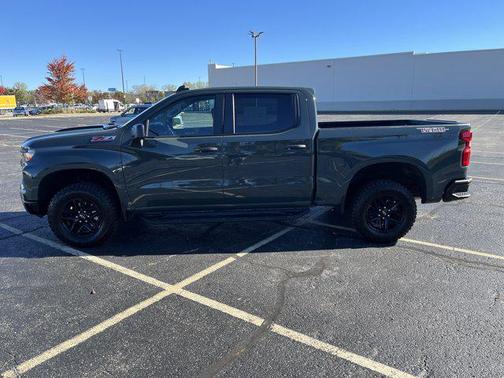 2025 Chevrolet Silverado 1500 Custom Trail Boss