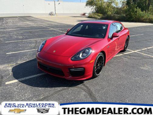 2016 Porsche Panamera GTS