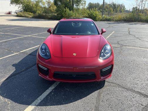 2016 Porsche Panamera GTS