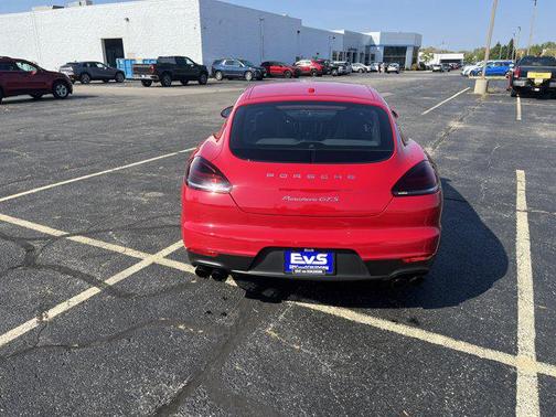 2016 Porsche Panamera GTS