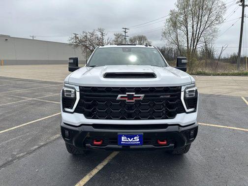 2025 Chevrolet Silverado 2500 4WD Crew Cab Standard Bed ZR2