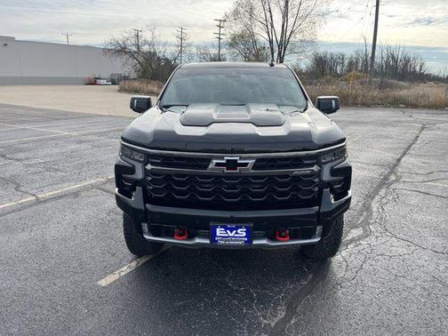 2025 Chevrolet Silverado 1500 ZR2