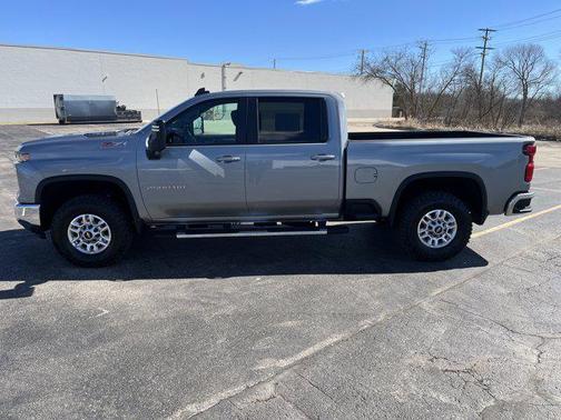 Sterling Gray Metallic 2025 Chevrolet Silverado 2500 LT