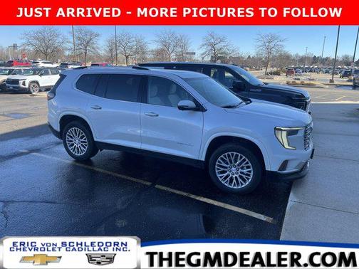 2025 GMC Acadia Denali