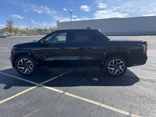 2024 Chevrolet Silverado EV First-Edition RST 4WD