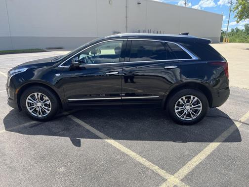 Stellar Black Metallic 2023 Cadillac XT5 Premium Luxury