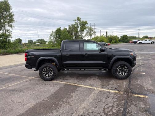 Black 2026 Chevrolet Colorado ZR2