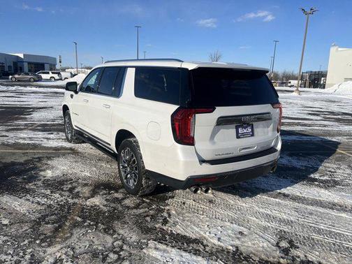 2024 GMC Yukon XL Denali Ultimate