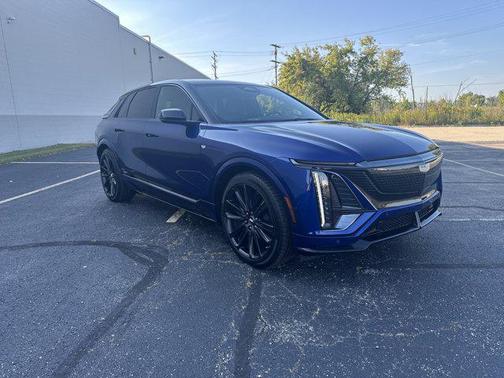 2026 Cadillac LYRIQ V