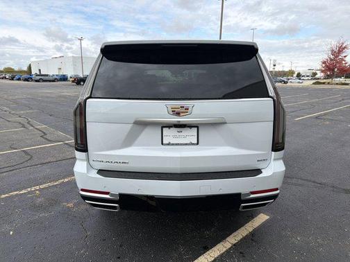 2026 Cadillac Escalade Luxury