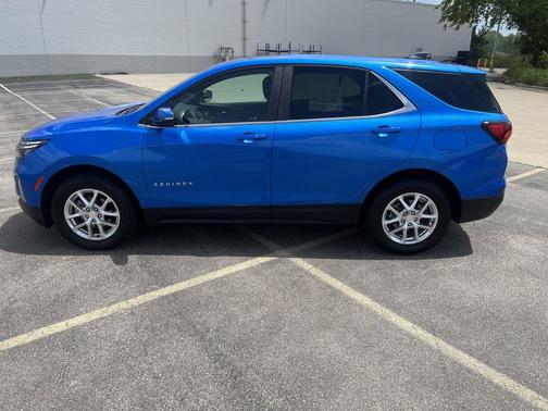 Riptide Blue Metallic 2024 Chevrolet Equinox 1LT