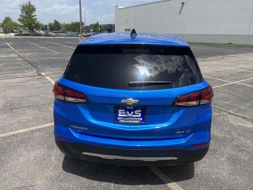 Riptide Blue Metallic 2024 Chevrolet Equinox 1LT
