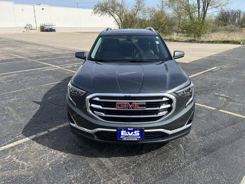 Graphite Gray Metallic 2019 GMC Terrain SLT