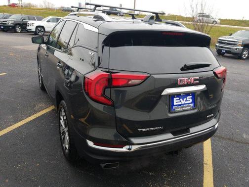Graphite Gray Metallic 2019 GMC Terrain SLT