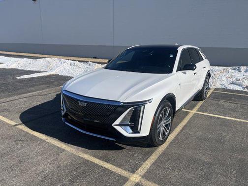 2024 Cadillac LYRIQ V