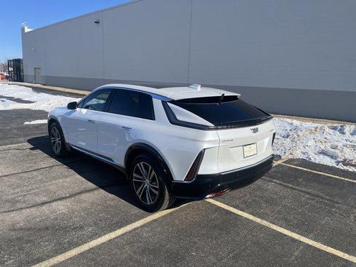 2024 Cadillac LYRIQ V