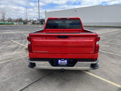 Red Hot 2022 Chevrolet Silverado 1500 LT