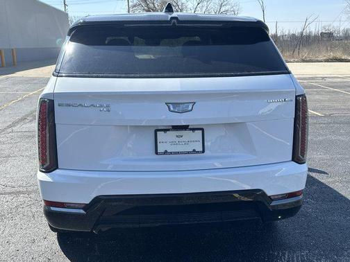 2025 Cadillac Escalade Sport
