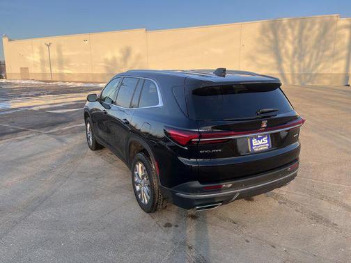2025 Buick Enclave Preferred FWD