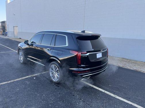 2024 Cadillac XT6 Premium Luxury FWD