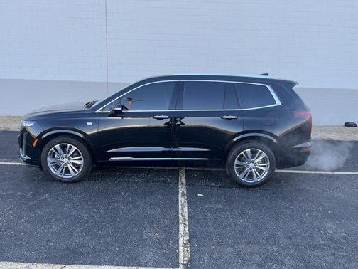 2024 Cadillac XT6 Premium Luxury FWD