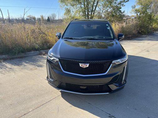 2025 Cadillac XT6 Sport AWD