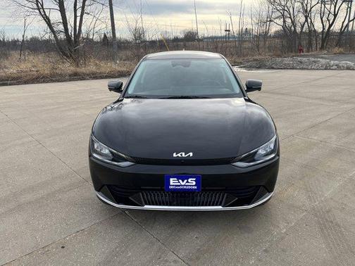 2022 Kia EV6 Wind