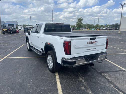 2024 GMC Sierra 2500 SLT
