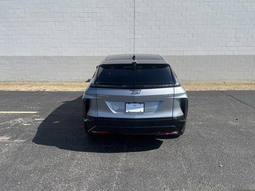 2024 Cadillac LYRIQ V