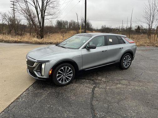 2024 Cadillac LYRIQ V