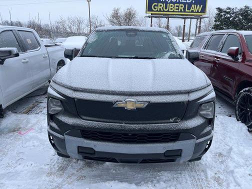 2025 Chevrolet Silverado EV LT
