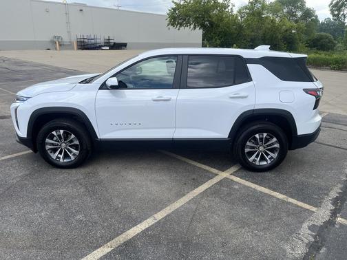 Summit White 2026 Chevrolet Equinox 1LT