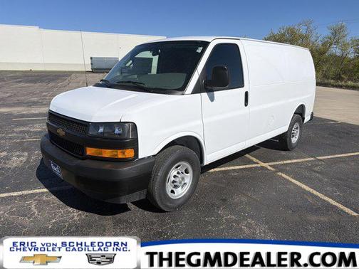 Summit White 2026 Chevrolet Express 3500 3500 Regular Wheelbase, WT, RWD