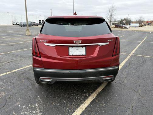 2026 Cadillac XT5 Premium Luxury