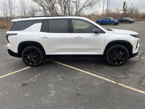 2025 Chevrolet Traverse RS