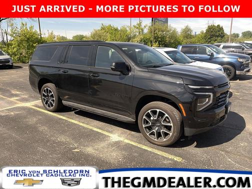 Black 2025 Chevrolet Suburban RST