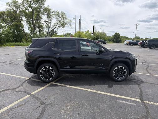 Mosaic Black Metallic 2026 Chevrolet Equinox 1LT
