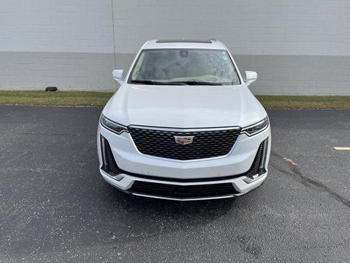 2025 Cadillac XT6 Premium Luxury AWD