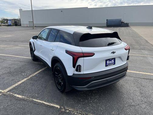 Summit White 2025 Chevrolet Blazer L