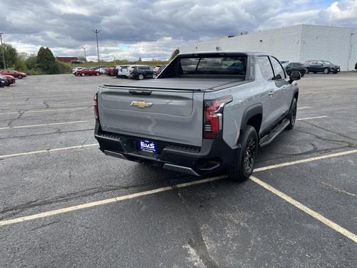 2025 Chevrolet Silverado EV LT