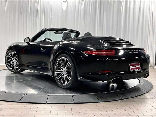 2015 Porsche 911 Carrera